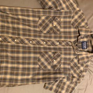 Wrangler pearl snap